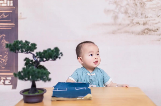 扬中宝宝喊肚子疼怎么回事